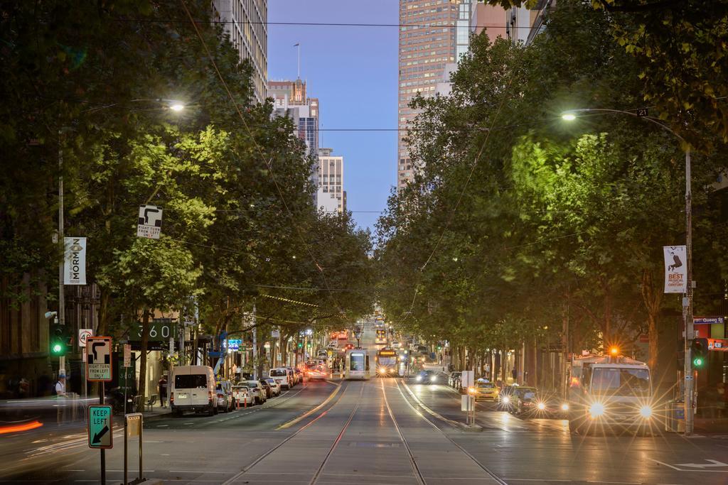 Hotel Treasury On Collins Melbourne City Exterior foto